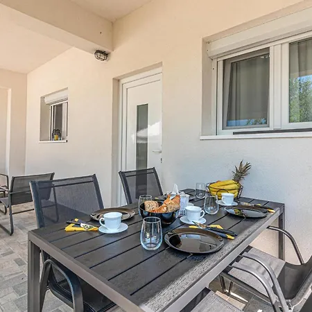 Apartman 2 Bedroom Cozy In *