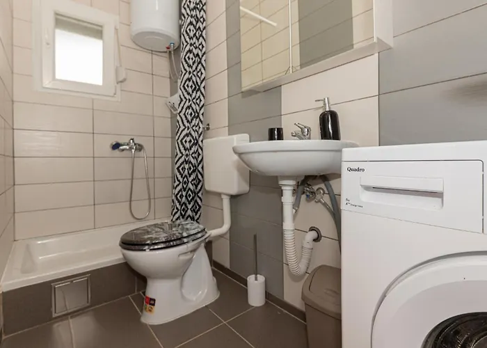 Apartman 2 Bedroom Cozy In *