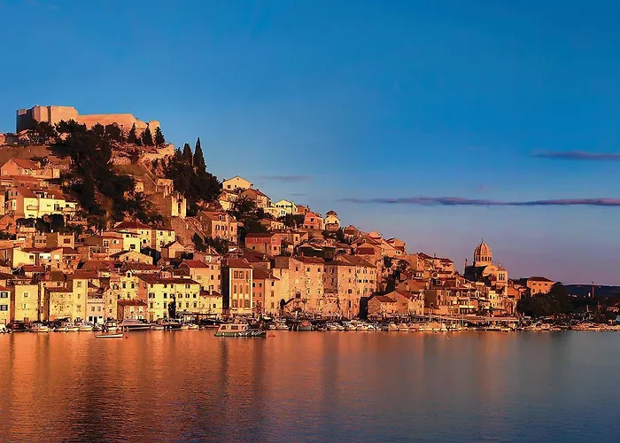 2 Bedroom Cozy In Apartamento